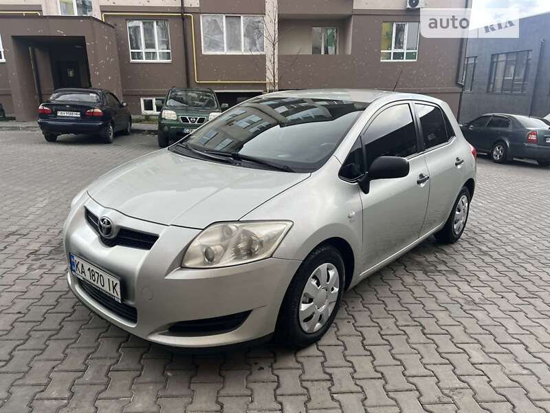 2007 toyota auris