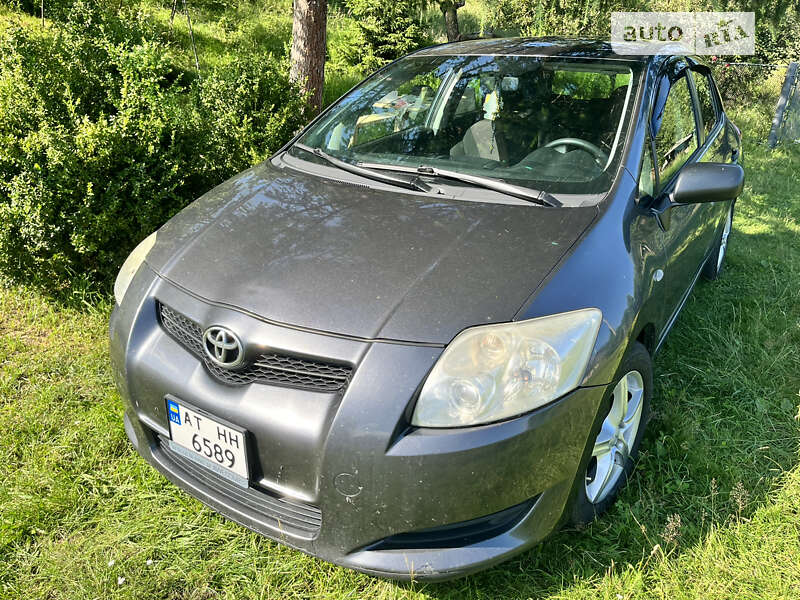 2007 toyota auris
