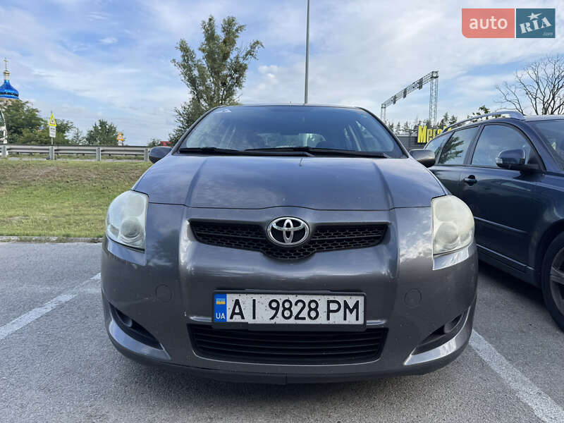 2009 toyota auris