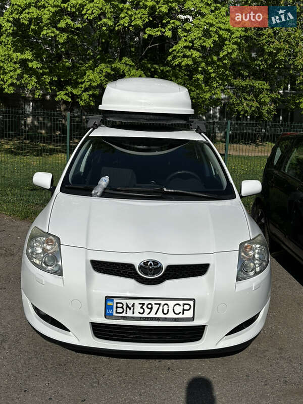 2009 toyota auris