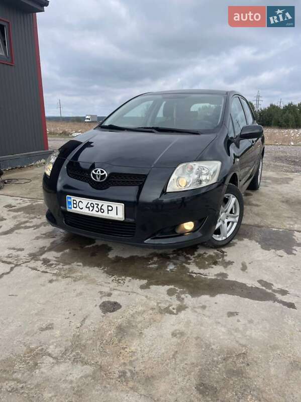 2007 toyota auris