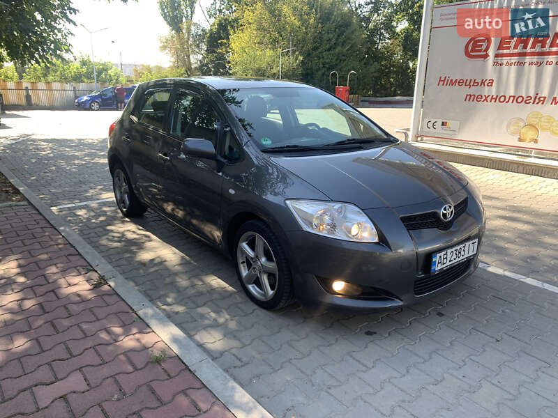 2007 toyota auris