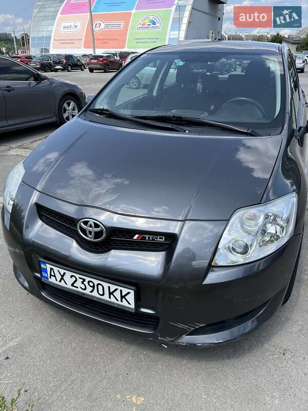 2007 toyota auris