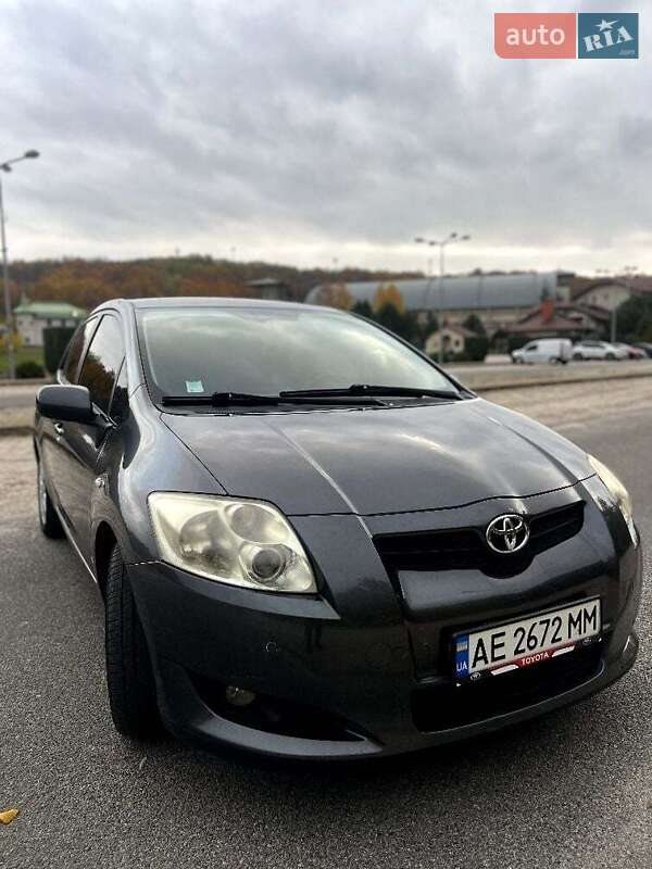 2007 toyota auris