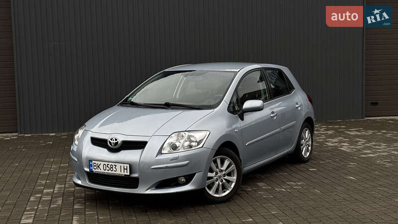 2007 toyota auris