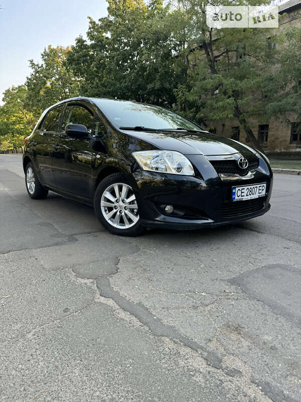 2008 toyota auris