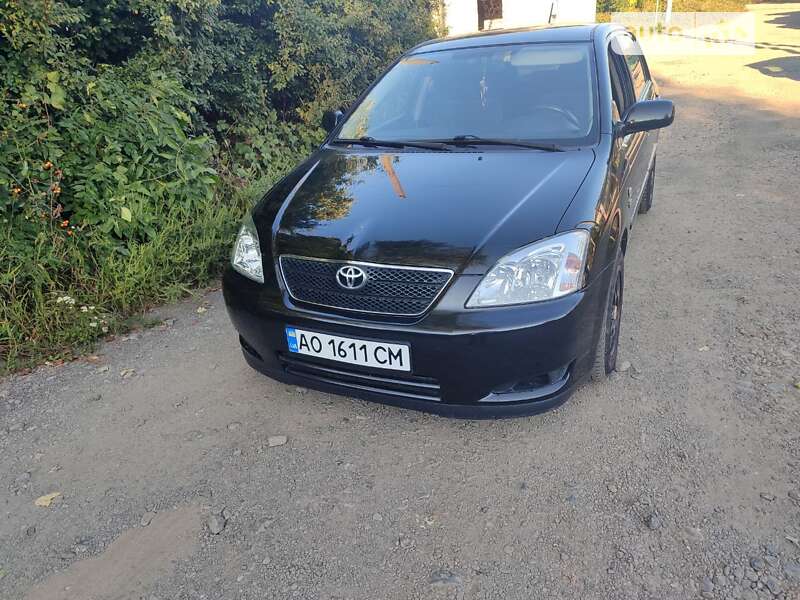 2004 toyota corolla