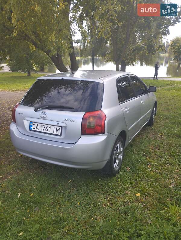 2002 toyota corolla
