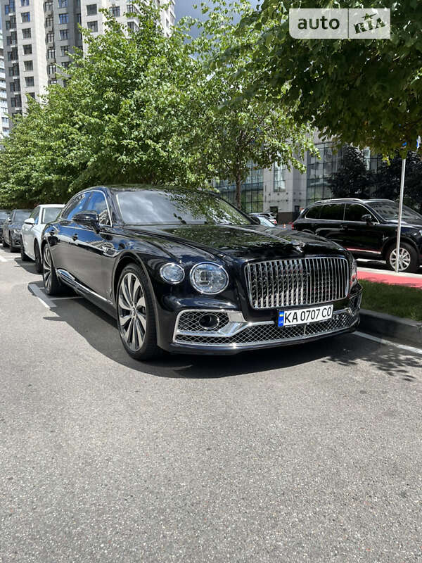 2020 bentley flying spur