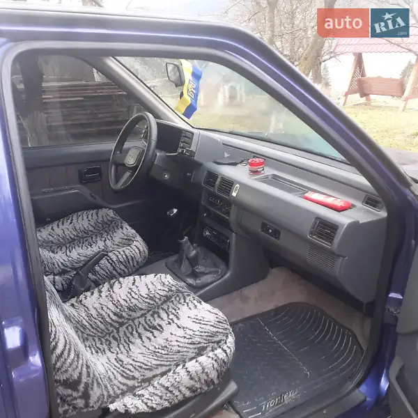 1992 opel frontera
