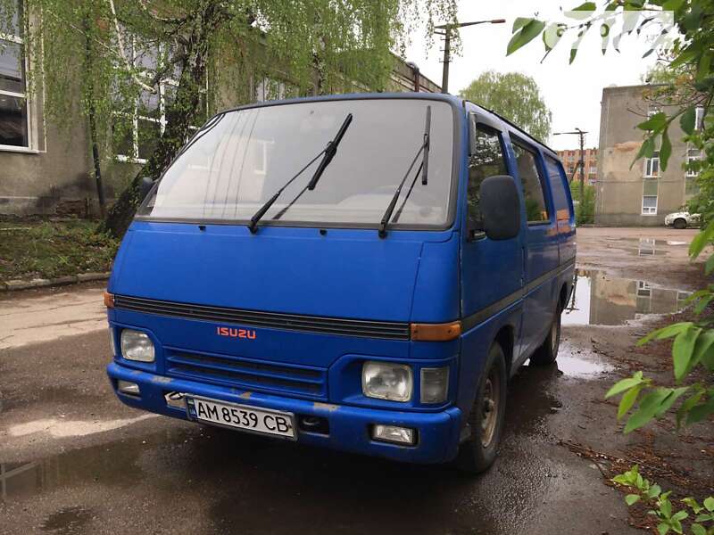 1991 isuzu midi