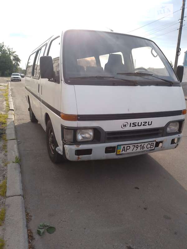 1991 isuzu midi