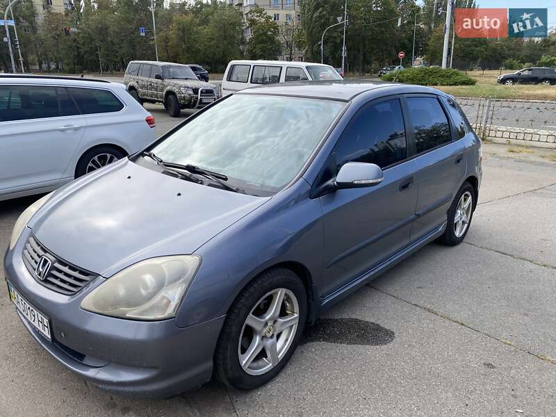 2004 honda civic 1-6 i