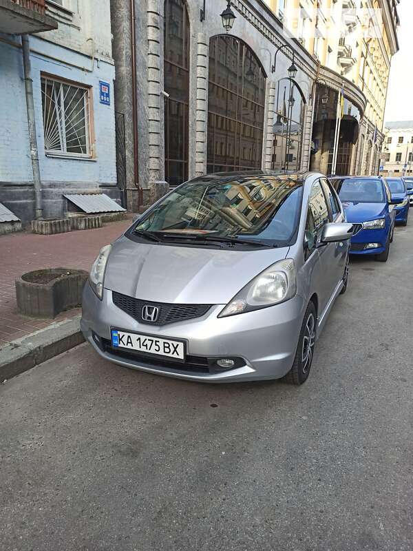 2010 honda jazz