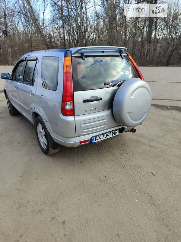 2004 honda cr-v