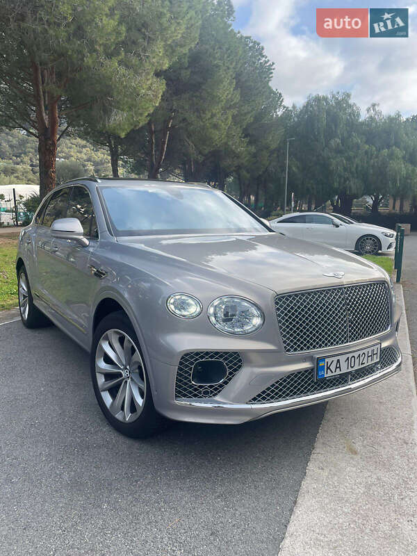 2021 bentley bentayga