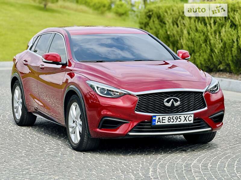 2017 infiniti qx30