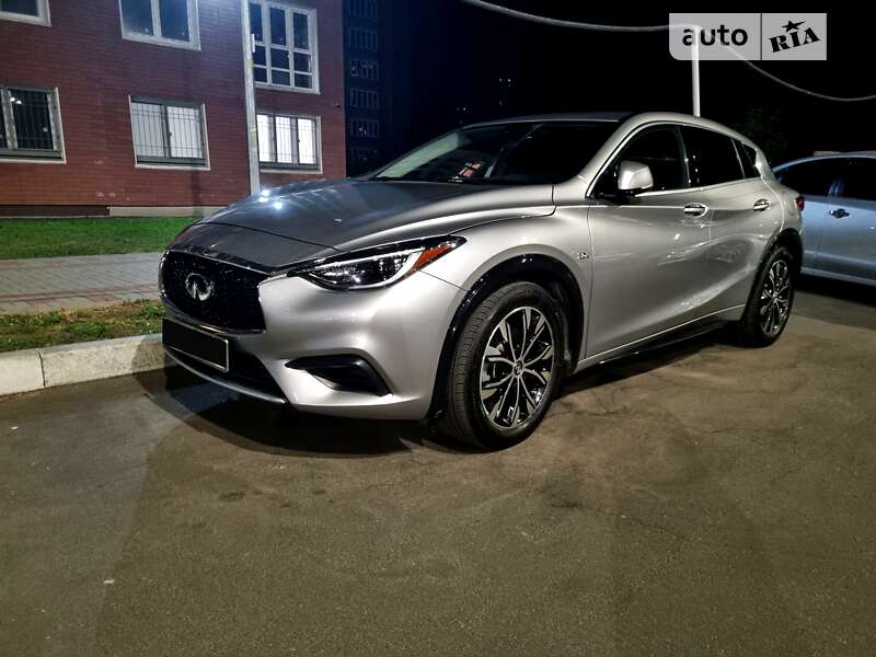 2017 infiniti qx30