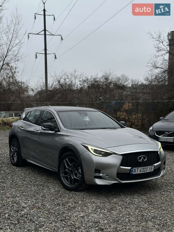 2017 infiniti qx30
