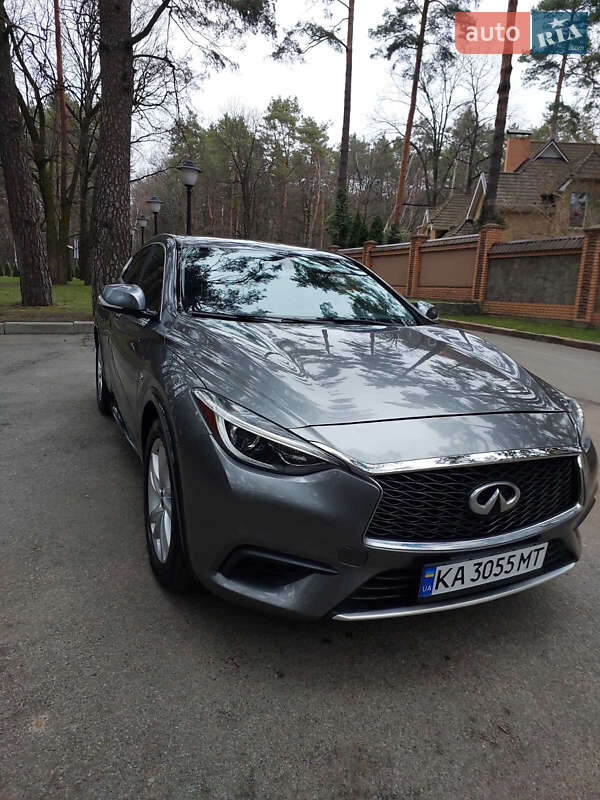 2017 infiniti qx30