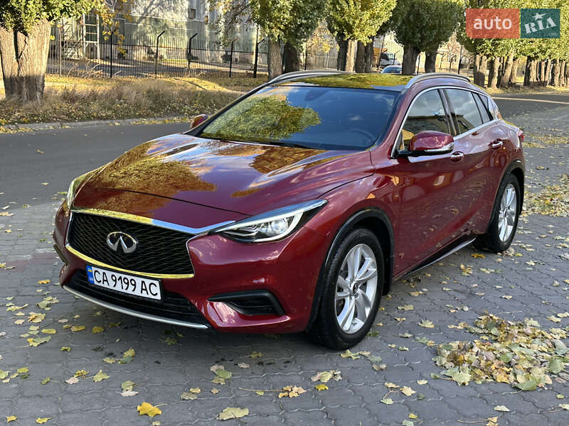 2018 infiniti qx30
