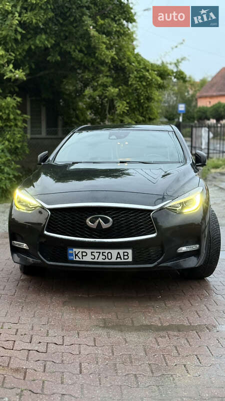 2016 infiniti qx30