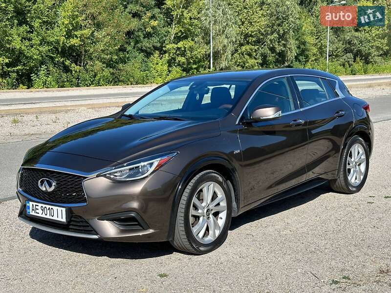 2017 infiniti qx30