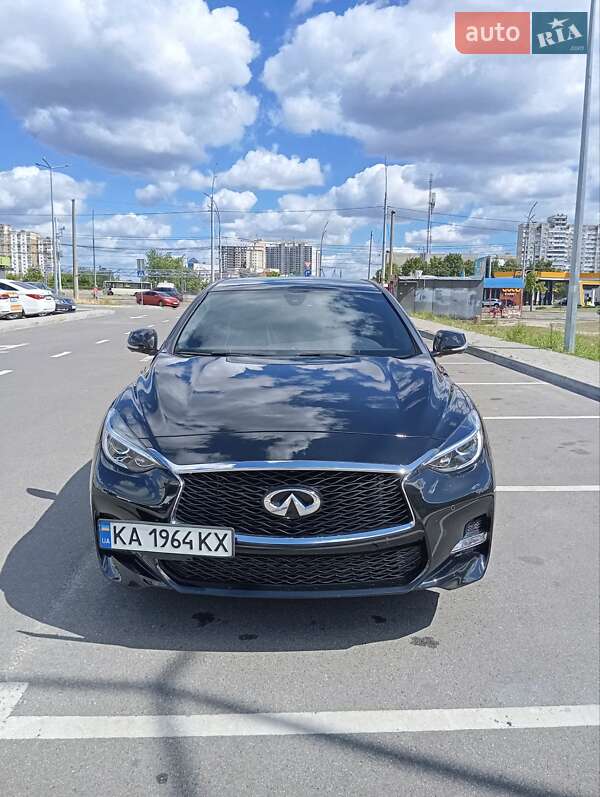 2017 infiniti qx30