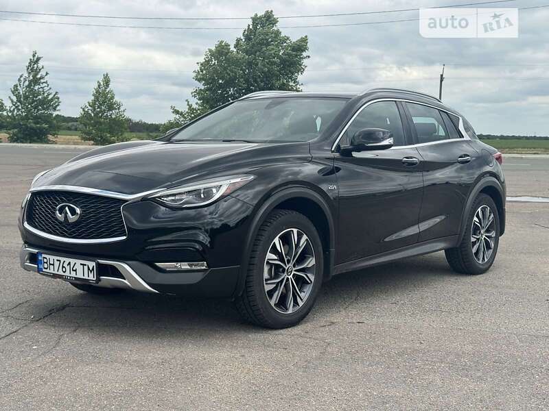 2017 infiniti qx30