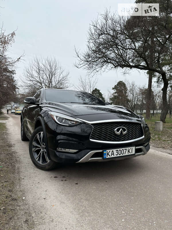 2017 infiniti qx30