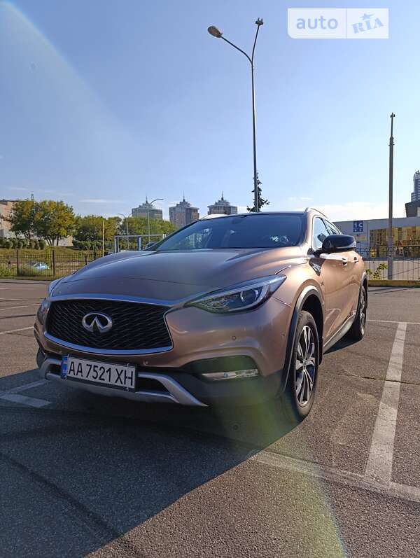 2017 infiniti qx30