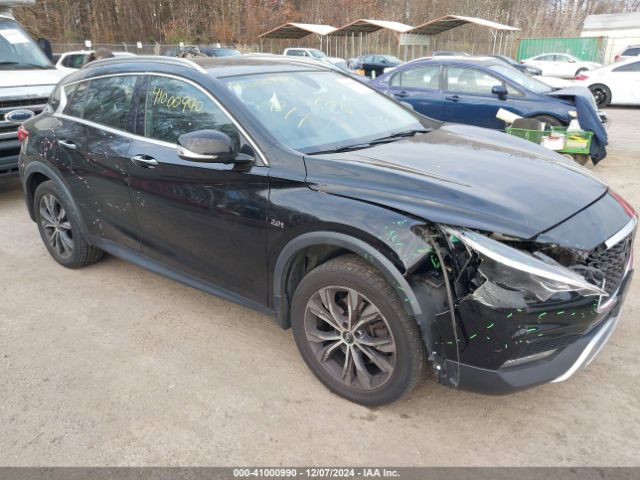 2017 INFINITI QX30