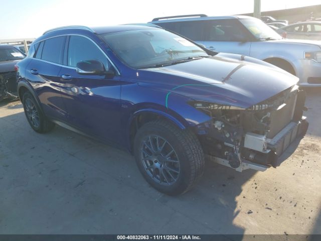2017 INFINITI QX30