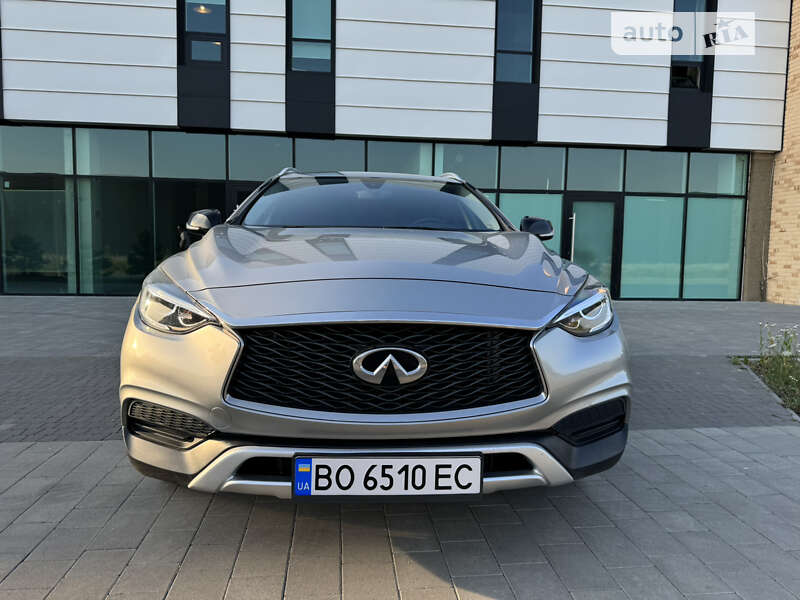 2017 infiniti qx30