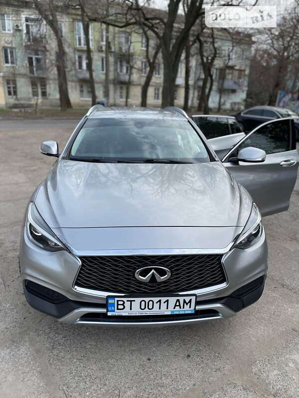 2017 infiniti qx30