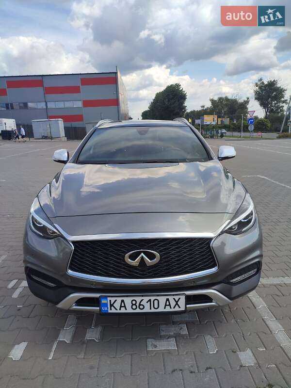 2017 infiniti qx30