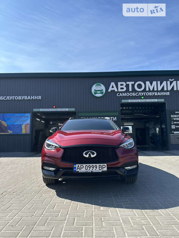2017 infiniti qx30
