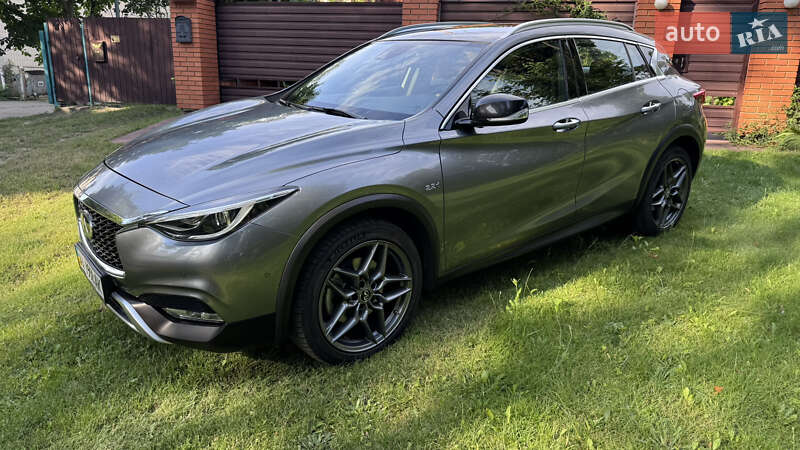 2017 infiniti qx30