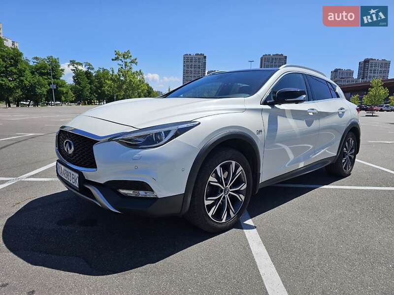 2017 infiniti qx30