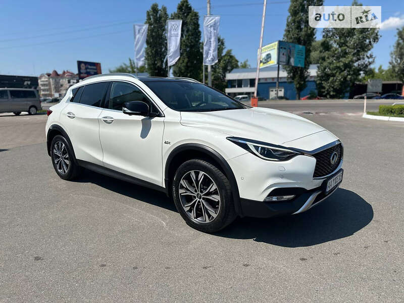 2018 infiniti qx30