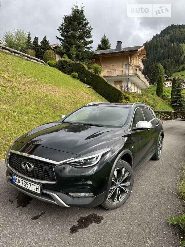 2018 infiniti qx30