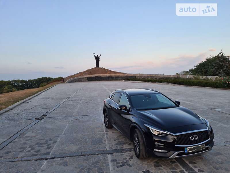 2019 infiniti qx30