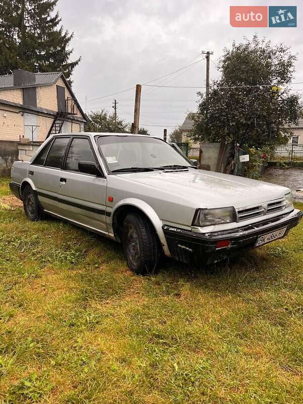 1989 nissan bluebird