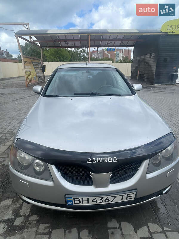 2003 nissan almera