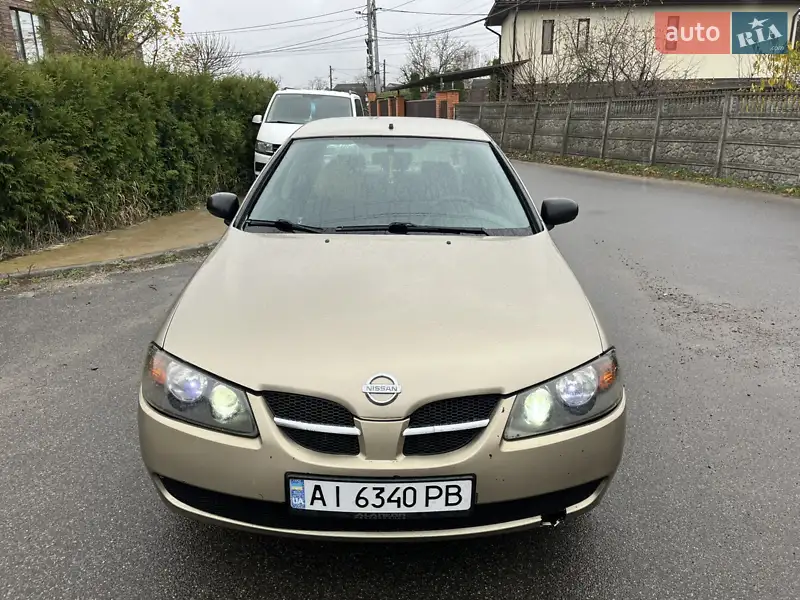 2003 nissan almera