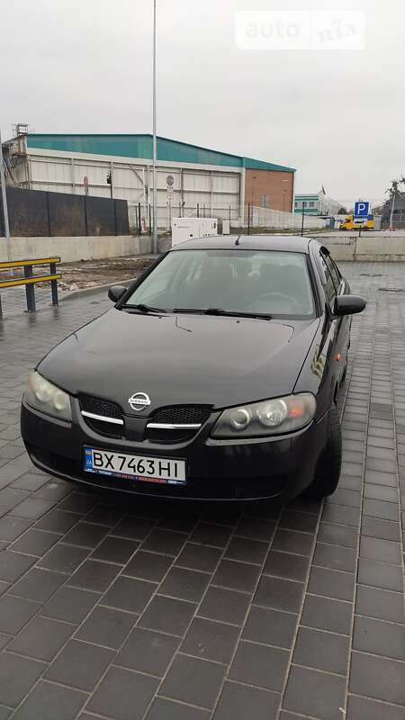 2004 nissan almera