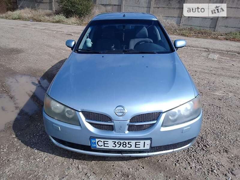2004 nissan almera