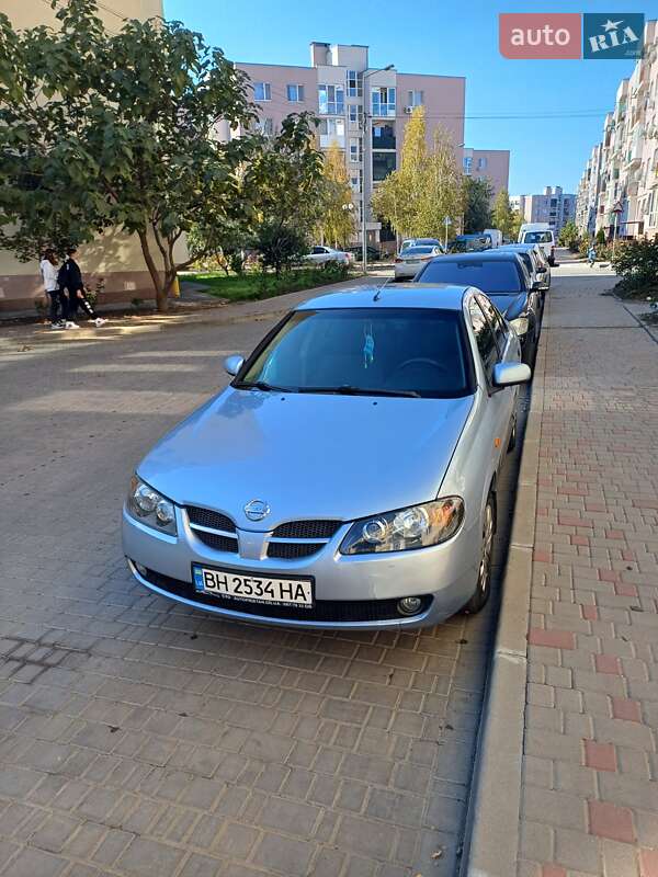 2005 nissan almera