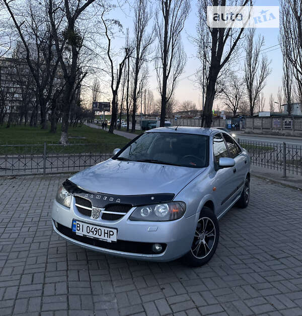 2005 nissan almera