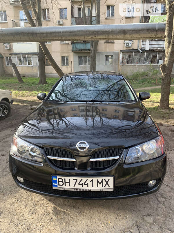 2005 nissan almera